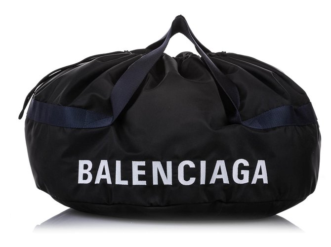 Sac de voyage Balenciaga Black S Wheel Everyday en nylon Toile Tissu Noir Bleu Bleu Marine  ref.236986