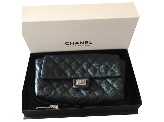Chanel uniform Black Leather  ref.237337