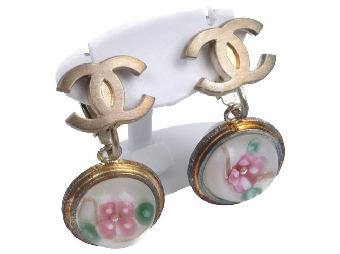Chanel earring Golden Gold-plated  ref.237451