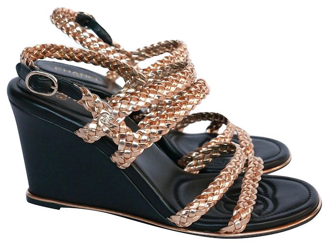 Chanel Zeppe intrecciate d'oro