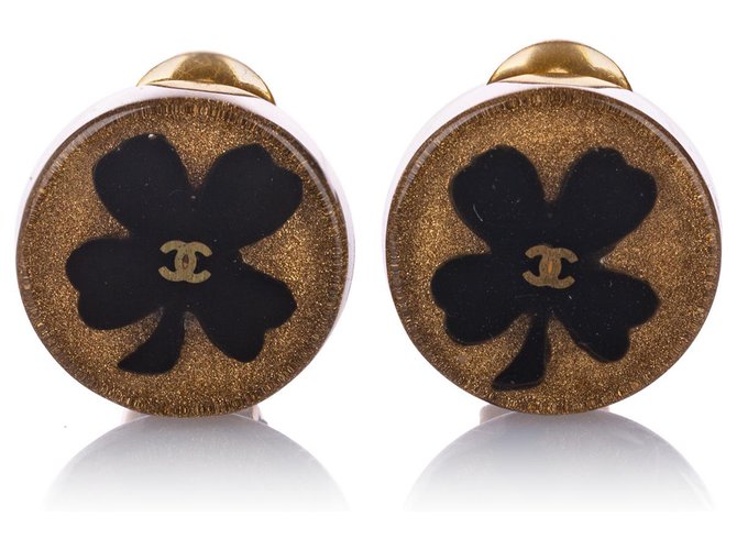 Chanel Black CC Clover Clip-on Earrings Golden Metal Plastic  ref.237650