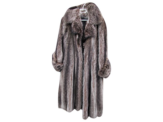 Autre Marque Coats, Outerwear Brown Fur  ref.237793