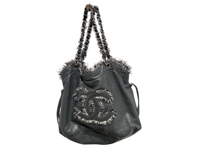 Chanel Handbags Grey Leather Tweed  ref.237880