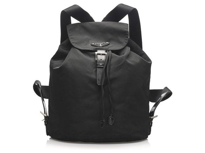 Zaino con coulisse in tessuto nero Prada Pelle Vitello simile a un vitello  Nylon Panno ref.238581 - Joli Closet
