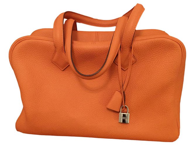 Hermès Victoria II bag Orange Leather  ref.238732