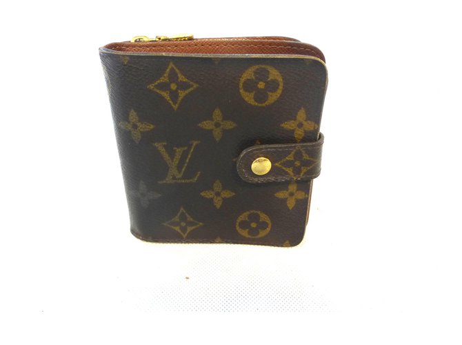 Louis Vuitton COMPACT ZIP MONOGRAM Brown Leather  ref.238842