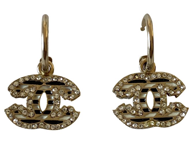 Chanel Aretes Negro Plata Blanco Metal  ref.239341