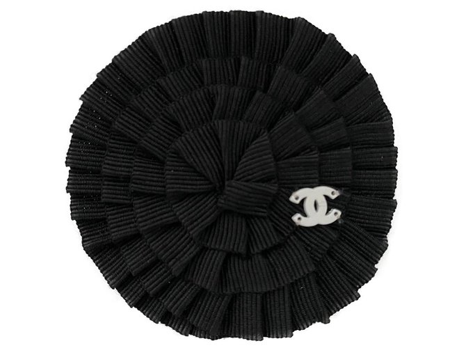 Chanel Limited edition Black Silk  ref.239383