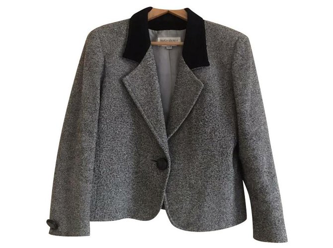 Chaqueta de lana con cuello de terciopelo negro Yves Saint Laurent Gris  ref.239471