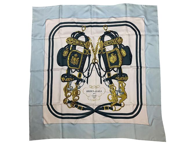Hermès Seidentuch Brides de gala hellblau 90 cm