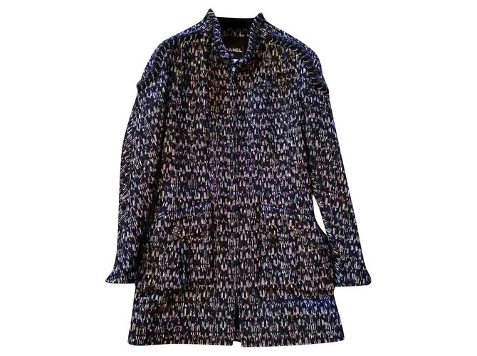 Chanel abrigo de tweed con ribete de cadena Negro  ref.239667