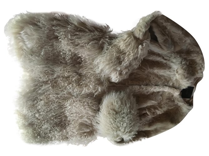Maje Coats, Outerwear Beige Fur  ref.240413