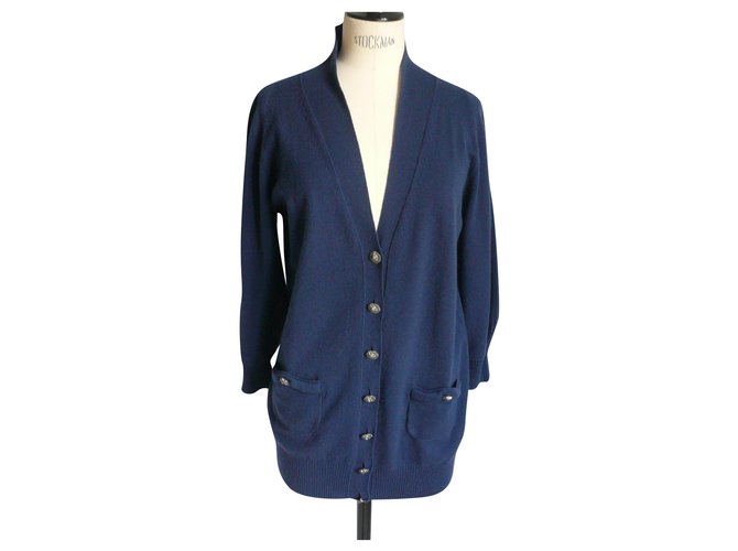 CHANEL Long deep blue cashmere cardigan Mint condition T40/42  ref.240503