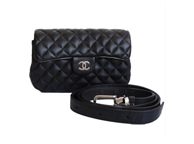 Chanel UNIFORM Black Leather  ref.240722