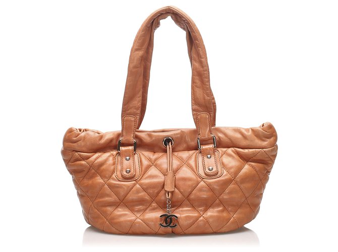 Chanel Brown CC Leather Handbag Light brown  ref.240771