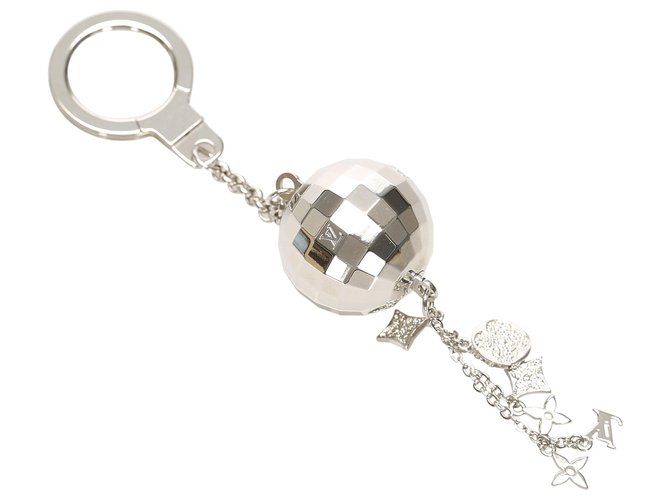 Porte-clés Louis Vuitton Silver Glitter Mirror Ball Métal Argenté  ref.240803