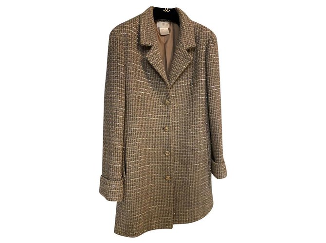Chanel abrigo de tweed metalizado Beige  ref.240911