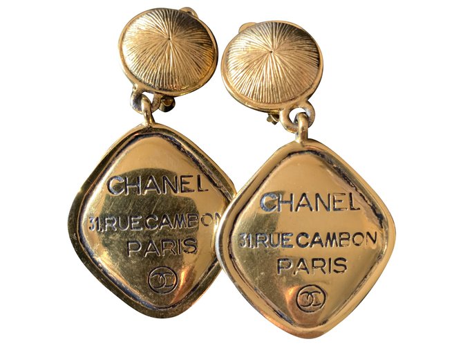 Chanel 31 Rue Cambon Dourado Metal  ref.240920