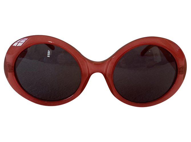 Gucci Des lunettes de soleil Acetate Rouge  ref.241030