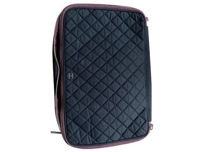 Mademoiselle Chanel Laptop case Black