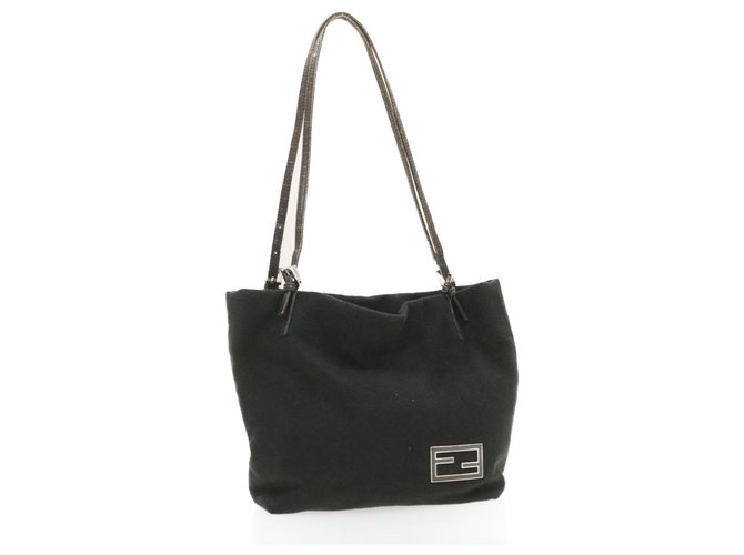 Fendi Shoulder Bag Black Wool  ref.241283