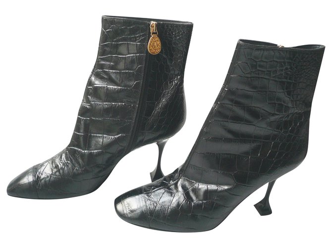 CHANEL Craftsmanship croc-effect leather boots 2018/2019 _- T41 IT Black  ref.241431