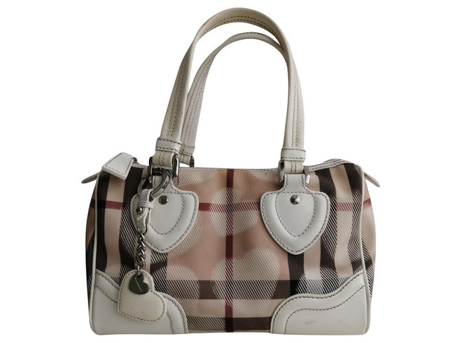 Burberry Handbags White Leather  ref.241485