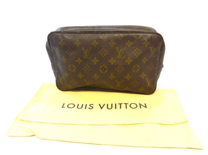 Louis Vuitton MALETA DE MAQUIAGEM 28 monograma Marrom Couro  ref.241590