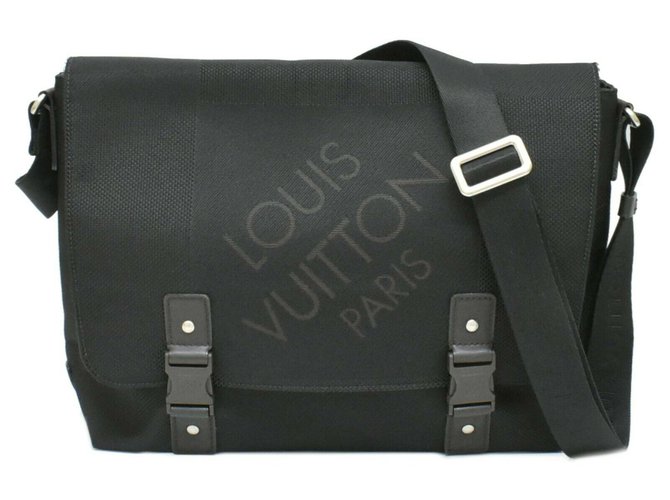 Louis Vuitton Géant loup Synthétique Noir  ref.241709