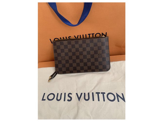 Louis Vuitton Pochette Brown Leatherette  ref.241869