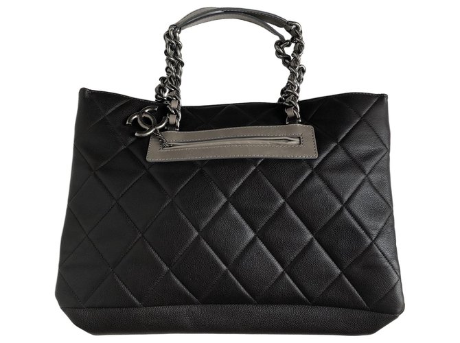 Chanel Quilted Dark Brown Caviar  Leather Tote  ref.241884