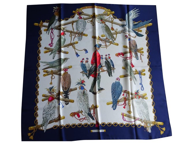 Hermès King's birds Navy blue Silk  ref.242213