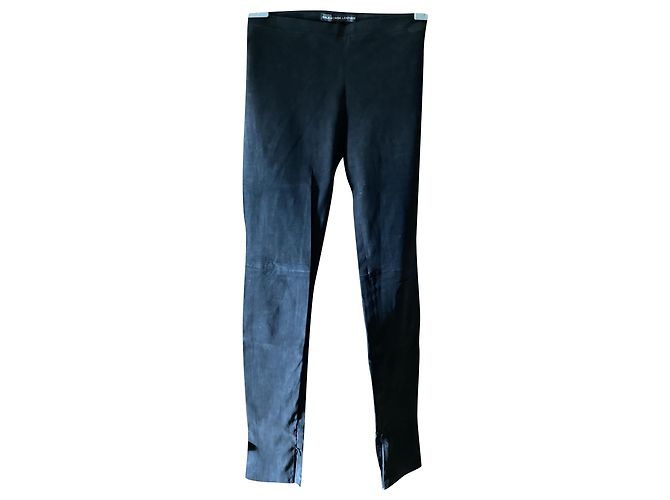 Pantalón pitillo de cuero negro Balenciaga.
