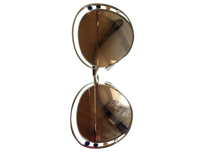 Chloé Oculos escuros Dourado  ref.242314