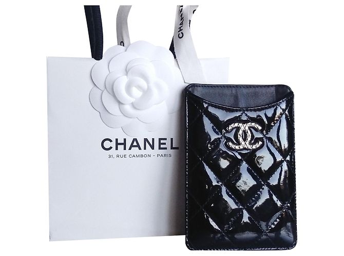 Chanel Smartphone-Tasche oder andere: Ausweispapiere, Papiere... Schwarz