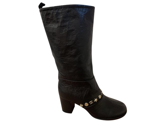 Chanel Boots Black Leather  ref.242768