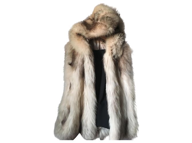 Autre Marque Ärmellose Jacke mit Kapuzenfuchs Beige