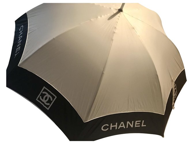 Guarda-chuva Chanel Preto Fora de branco Lona  ref.243048
