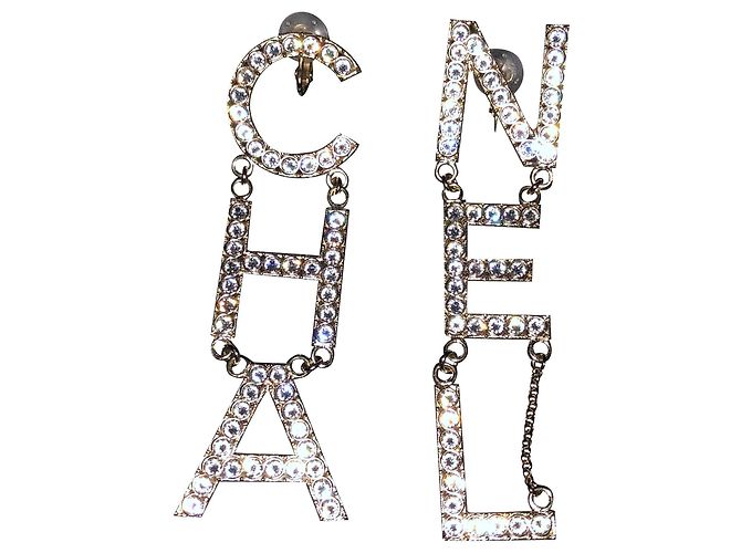 Chanel Orecchini Gold hardware