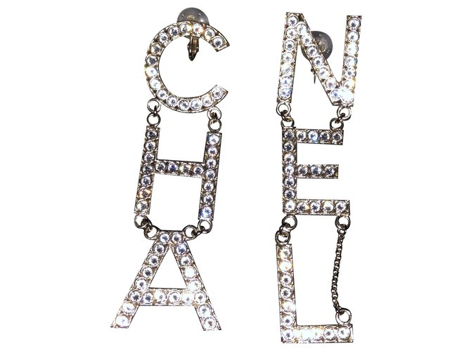 Chanel Earrings Gold hardware  ref.243258