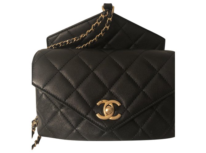 Chanel Handbags Black Leather  ref.243676