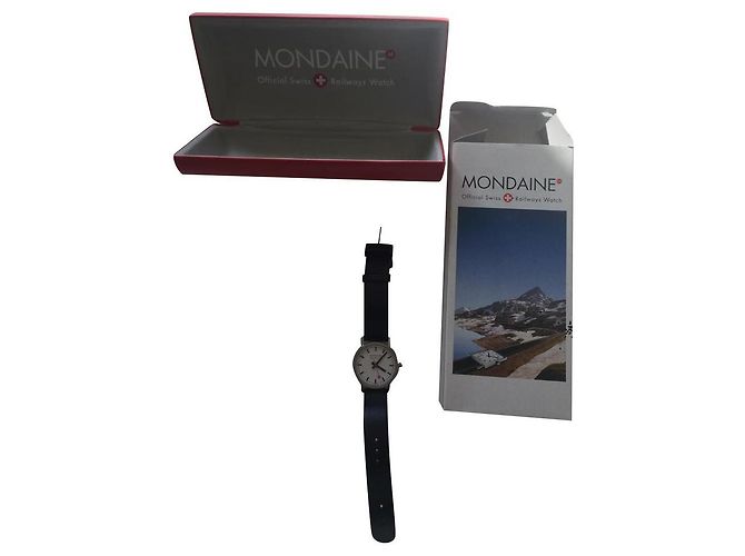 Autre Marque Reloj Mondaine de piel negra