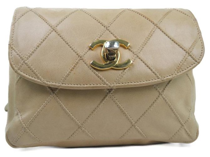 Chanel shoulder bag Beige Leather  ref.243864