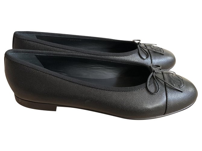 Chanel Flats Black Leather  ref.244289