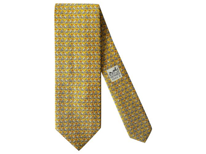 Hermès Lining a Perocan tie Yellow Silk  ref.244443