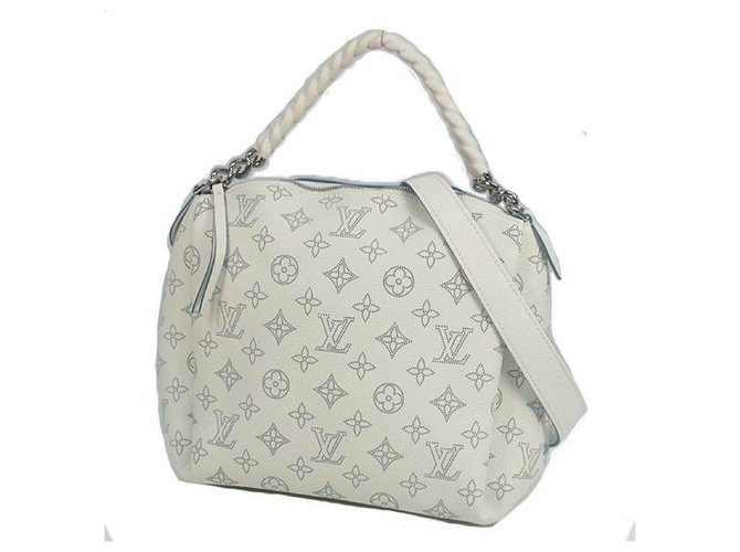 Louis Vuitton Babylone KetteBB Umhängetasche Damenhandtasche M.93465 Weiß  ref.244589