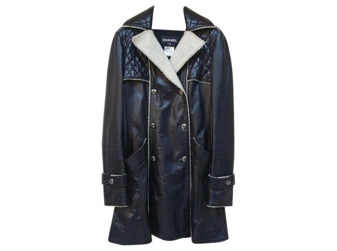 Manteau de fourrure en cuir noir Chanel  ref.244688