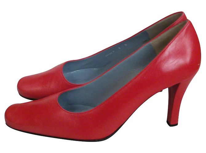 Charles Jourdan Lederpumps Rot Absatz 8,5 cm