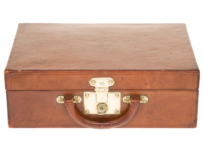 RARE / Circa 1920 / Louis Vuitton trunk in brown leather, Brass hardware  ref.245300