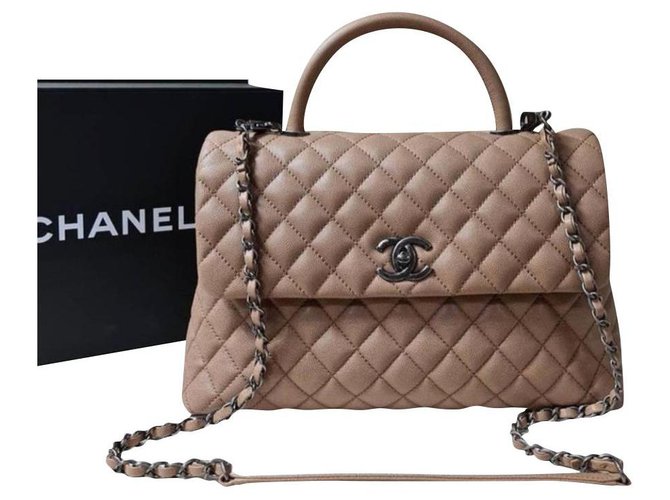 Chanel Beige Kaviar Leder Medium Coco Top Griff Tasche